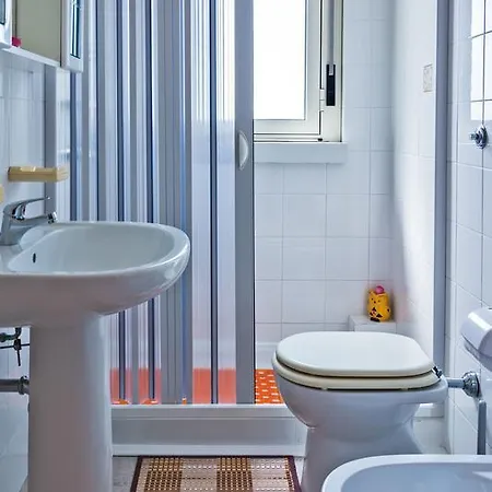 Apartment Confortevole Attico A *